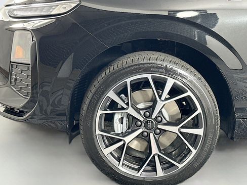 New 2026 Audi Q3 quattro 2.0T AWD/4WD image 11