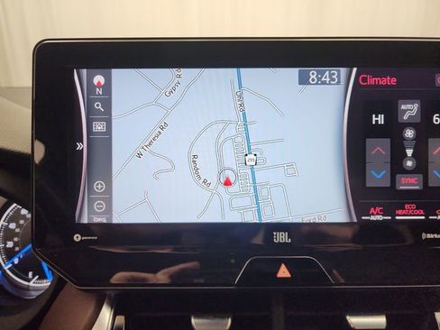 Used 2021 Toyota Venza XLE w/ Softex Package image 19