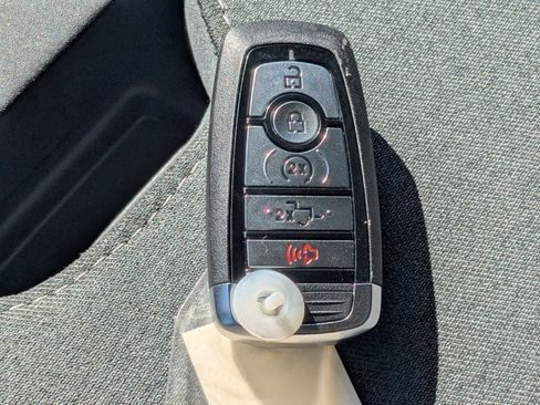 New 2026 Ford F350 XLT w/ XLT Premium Package image 33