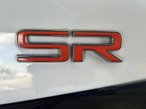 Used 2024 Nissan Altima 2.5 SR FWD image 7