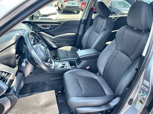 Used 2024 Subaru Forester Premium AWD/4WD image 15