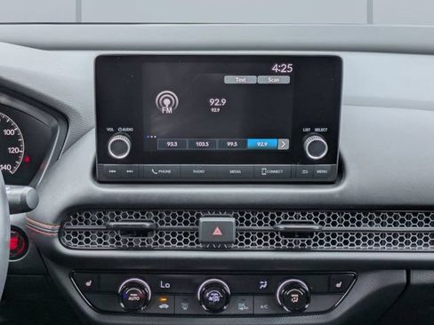 Used 2025 Honda HR-V Sport image 18