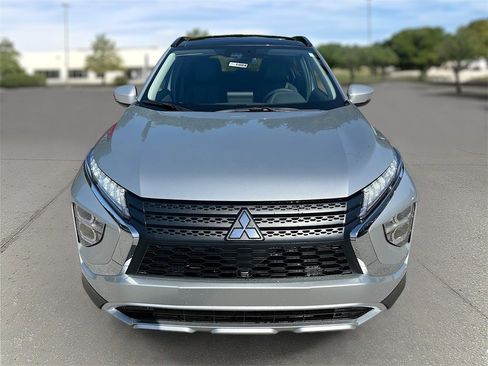 New 2026 Mitsubishi Eclipse Cross SE image 2