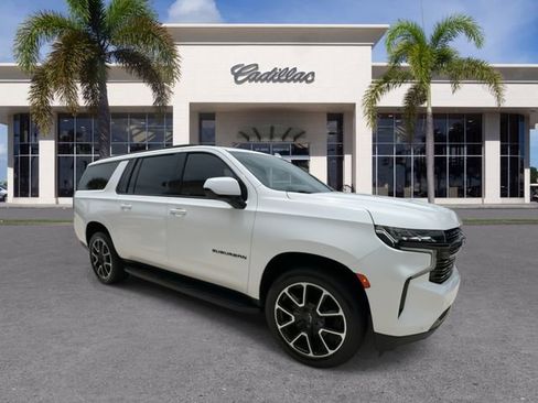 Certified 2023 Chevrolet Suburban RST RWD image 2