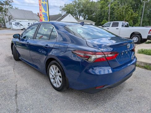 Used 2023 Toyota Camry LE FWD image 4