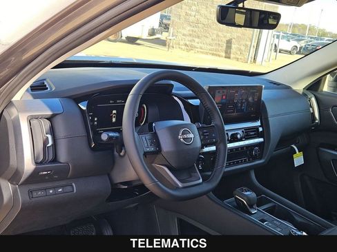 New 2026 Nissan Pathfinder SL AWD/4WD image 13