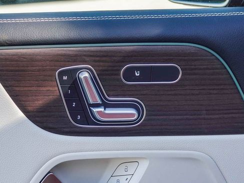 New 2026 Mercedes-Benz GLB 250 image 20