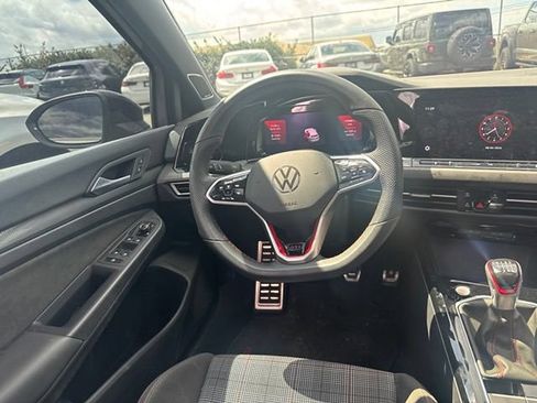 Used 2024 Volkswagen GTI SE FWD image 21