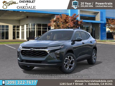 New 2026 Chevrolet Trax LT w/ Driver Confidence Package image 6