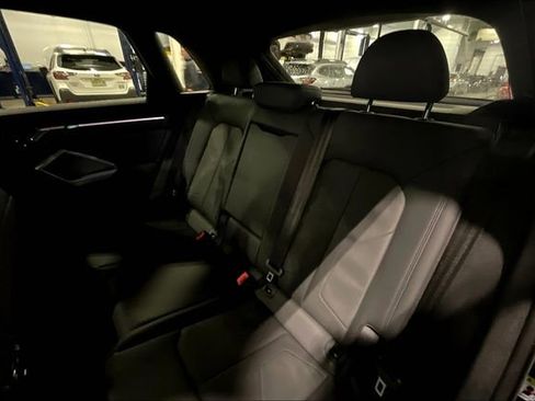 Certified 2024 Audi Q3 2.0T Premium Plus w/ Premium Plus Package image 26