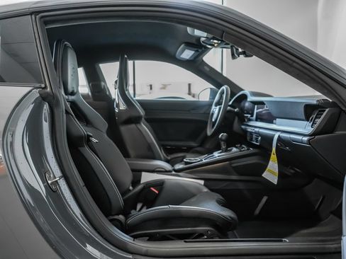 Certified 2026 Porsche 911 GT3 RWD image 27