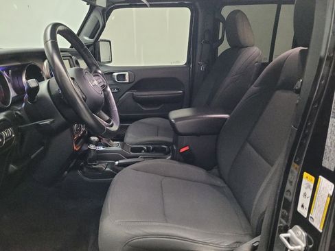 Used 2019 Jeep Wrangler Unlimited Sport S AWD/4WD image 17
