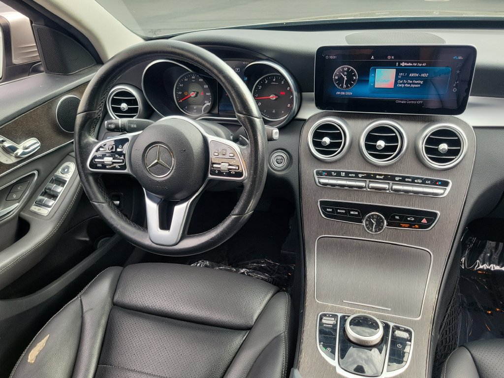 Used 2019 Mercedes-Benz C 300 Sedan image 11