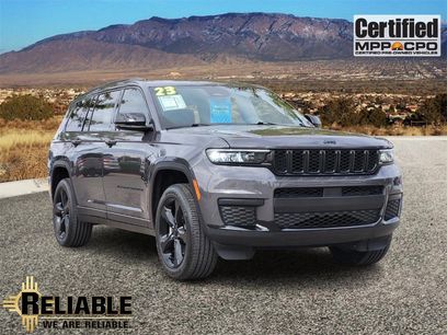 Used 2023 Jeep Grand Cherokee L Laredo