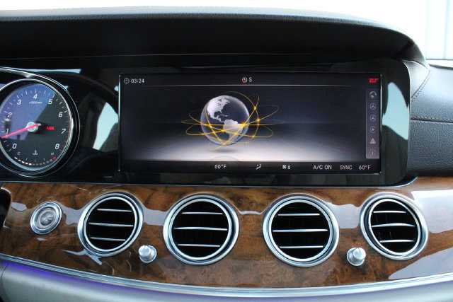 Used 2018 Mercedes-Benz E 300 image 15