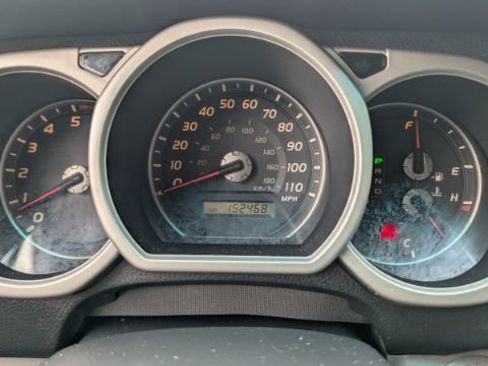 Used 2004 Toyota 4Runner Limited image 29