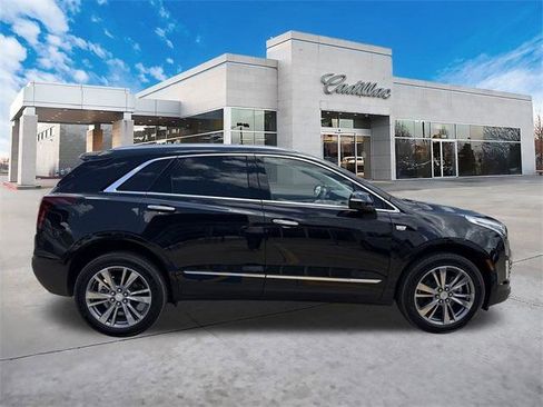 New 2025 Cadillac XT5 Premium Luxury image 2
