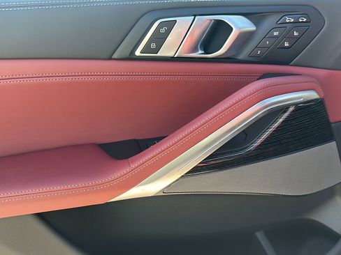 New 2026 BMW X6 xDrive40i image 13