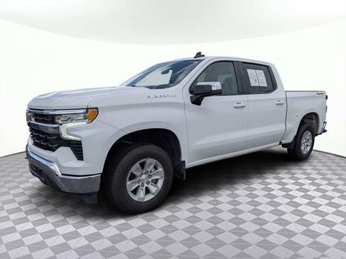 Used 2025 Chevrolet Silverado 1500 LT AWD/4WD image 7