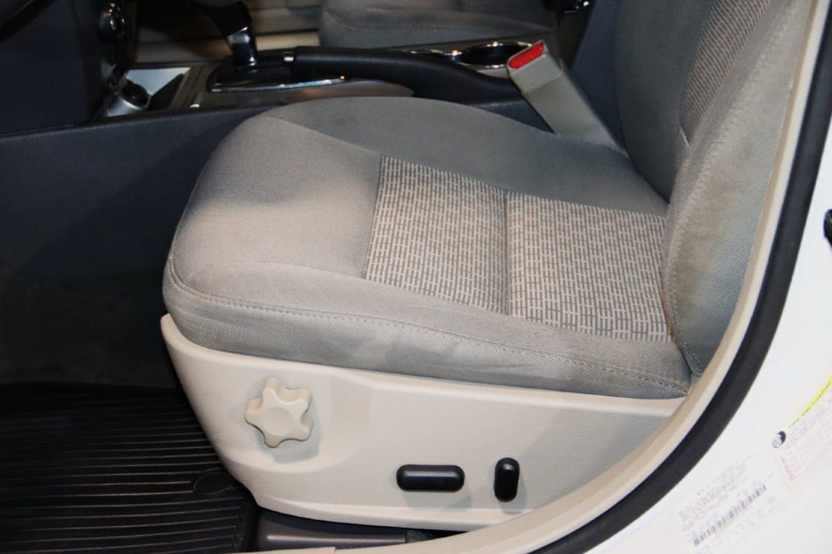 Used 2012 Ford Fusion SE FWD image 29