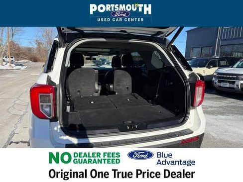 Used 2022 Ford Explorer XLT w/ Equipment Group 202A image 12