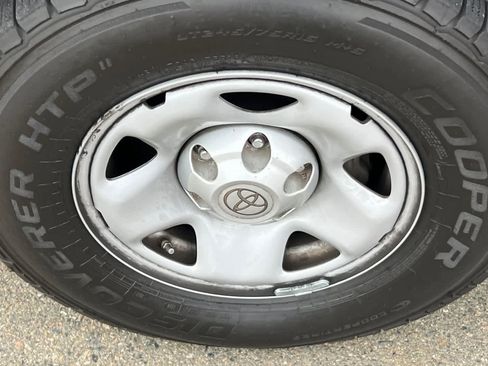 Used 2013 Toyota Tacoma PreRunner w/ Convenience Pkg image 22