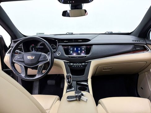 Used 2019 Cadillac XT5 Luxury FWD image 25