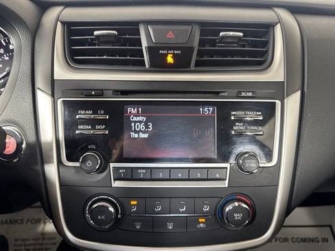 Used 2018 Nissan Altima 2.5 S FWD image 14