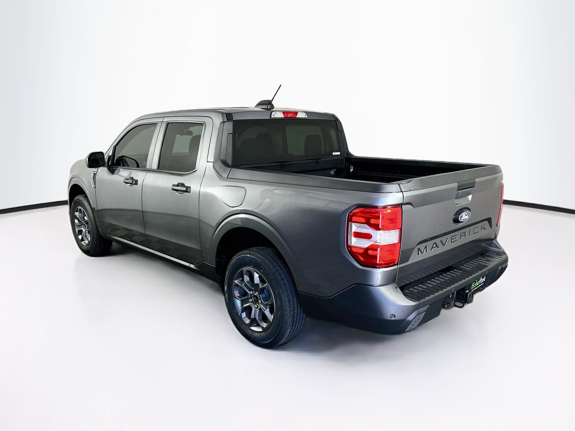 Used 2025 Ford Maverick XLT FWD image 5
