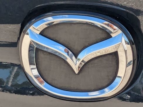 Used 2023 MAZDA MAZDA3 s FWD image 14