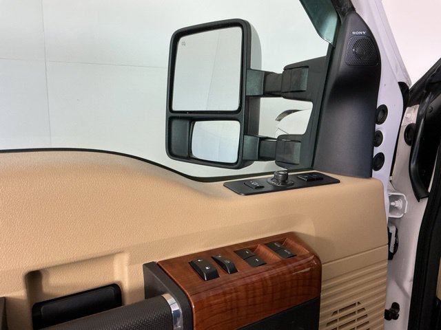 Used 2016 Ford F250 King Ranch w/ King Ranch Package AWD/4WD image 8
