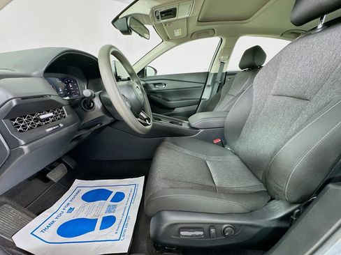 Used 2025 Honda Accord SE image 27