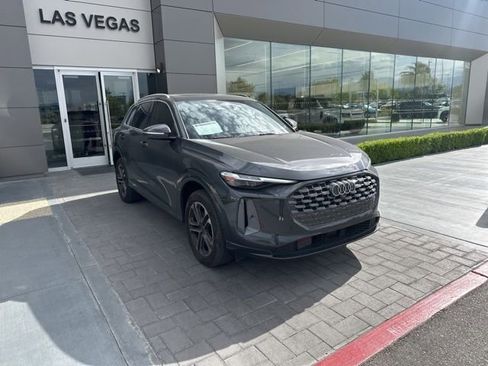 Used 2025 Audi Q5 Premium Plus AWD/4WD image 3