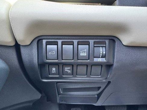 Used 2019 Subaru Ascent Touring AWD/4WD image 24