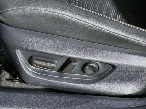 Used 2025 Toyota Camry XLE FWD image 16