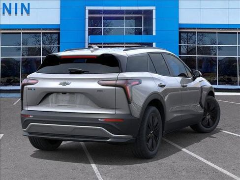 Used 2025 Chevrolet Blazer EV LT w/ Midnight/Sport Edition AWD/4WD image 4
