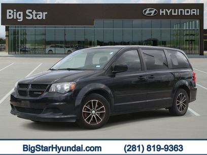 Used 2016 Dodge Grand Caravan SE