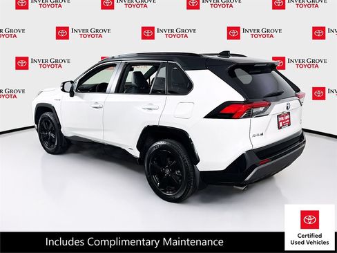 Certified 2020 Toyota RAV4 XSE w/ XSE Grade Weather Package AWD/4WD image 7