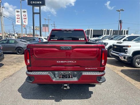 Used 2021 GMC Sierra 2500 Denali w/ Denali Ultimate Package image 8