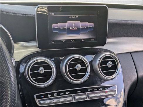Used 2015 Mercedes-Benz C 300 4MATIC Sedan image 9