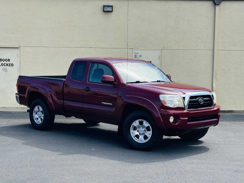 Used 2006 Toyota Tacoma 4x4 Access Cab V6 image 3