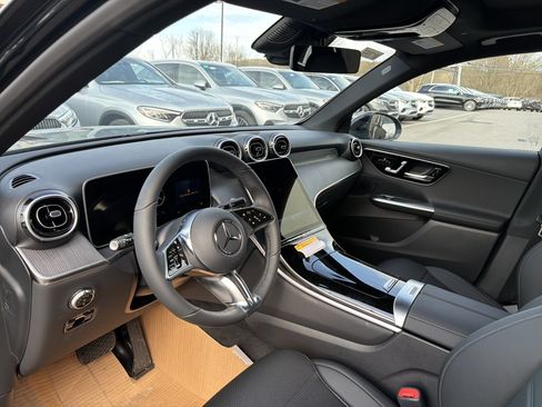 New 2026 Mercedes-Benz GLC 300 4MATIC image 9