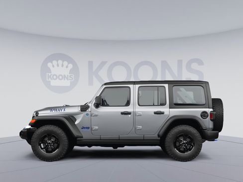 Used 2024 Jeep Wrangler Unlimited Sport AWD/4WD image 2