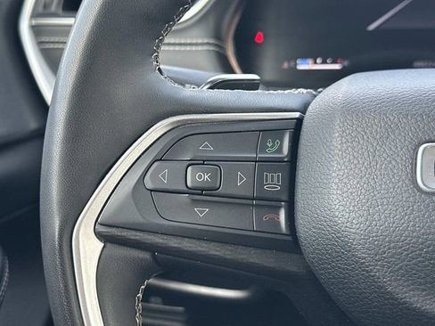 Used 2023 Jeep Grand Cherokee L Laredo image 23