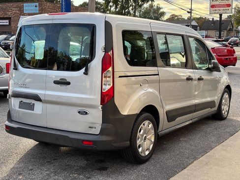 Used 2015 Ford Transit Connect XL image 5