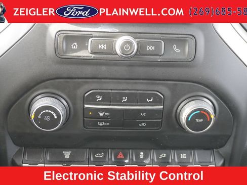 Used 2022 Chevrolet Silverado 3500 W/T w/ WT Convenience Package AWD/4WD image 18