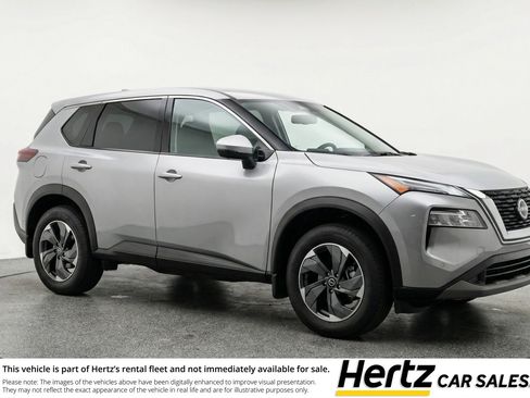 Used 2025 Nissan Rogue SV AWD/4WD image 1