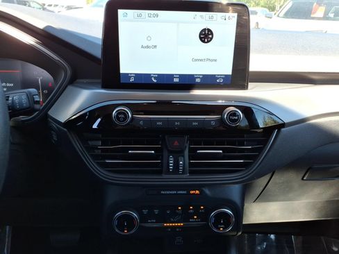 Used 2025 Ford Escape Active AWD/4WD image 21