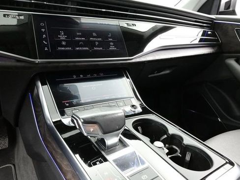 Used 2019 Audi Q8 Premium Plus w/ Premium Plus AWD/4WD image 10