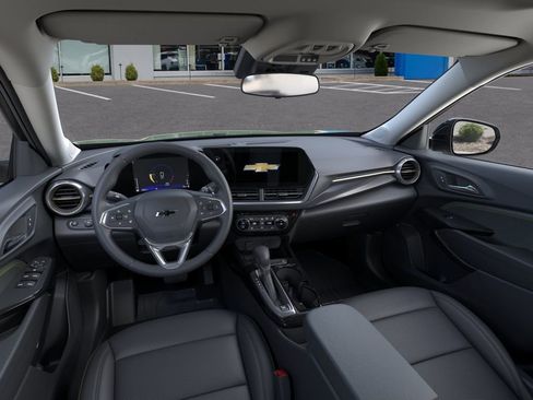New 2026 Chevrolet Trax ACTIV w/ Sunroof Package FWD image 15